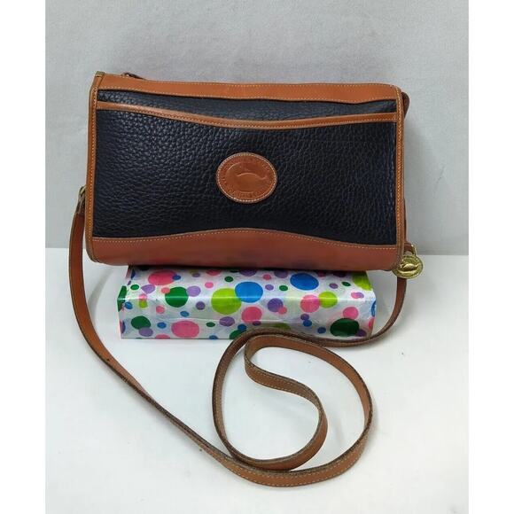 Dooney & Bourke Black Pebbled Leather Zipper Closure Crossbody Bag - Vintage - Picture 1 of 16
